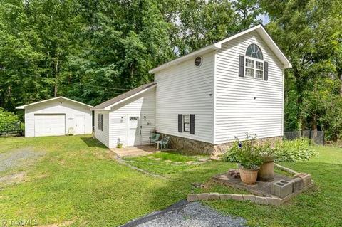 1757 Old Humble Mill Rd, Asheboro, NC 27205
