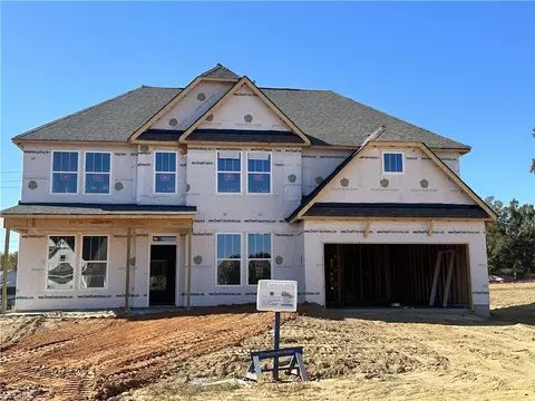 1143 Elk Ct #2, Kernersville, NC 27284