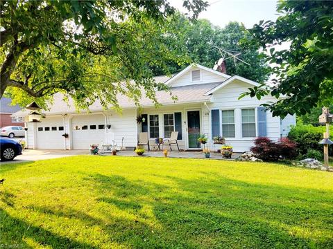 570 Friendship Cross St, North Wilkesboro, NC 28659