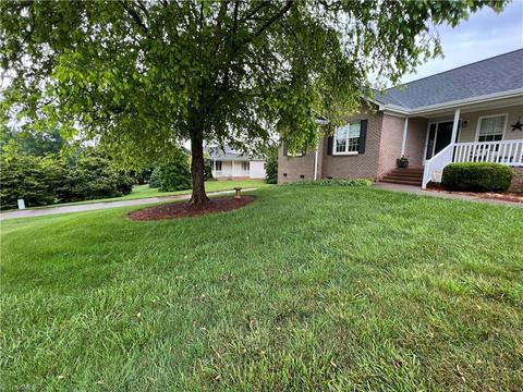 100 Laurel Glen Ct, King, NC 27021 photo 6