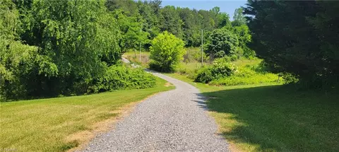 4995 Haystack Rd, Dobson, NC 27017 photo 10