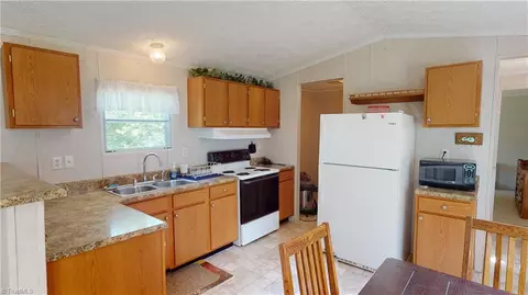 4995 Haystack Rd, Dobson, NC 27017 photo 11