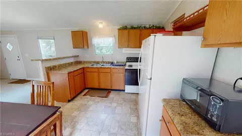 4995 Haystack Rd, Dobson, NC 27017 photo 12