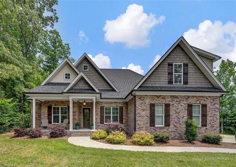 133 Summer Sweet Dr, Advance, NC 27006