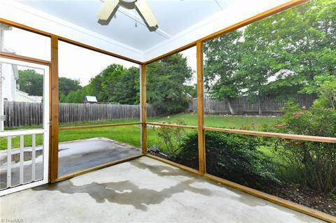 4624 Meadowside Ter, High Point, NC 27265 photo 42