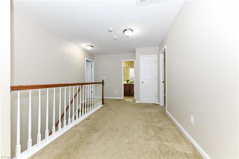 4624 Meadowside Ter, High Point, NC 27265 photo 21