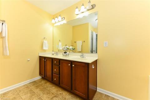 4624 Meadowside Ter, High Point, NC 27265 photo 24