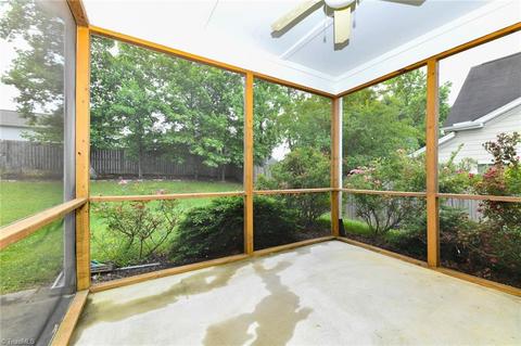 4624 Meadowside Ter, High Point, NC 27265 photo 41