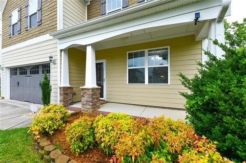 4624 Meadowside Ter, High Point, NC 27265 photo 2