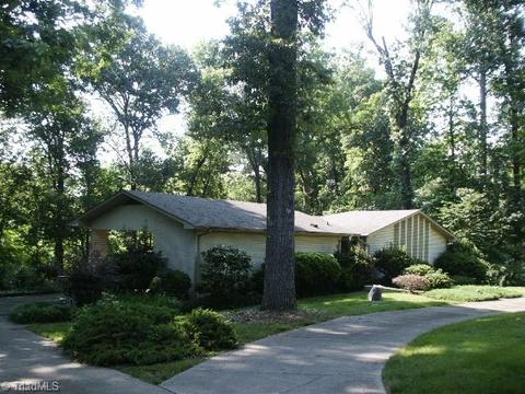 6400 Warwick Dr, Pleasant Garden, NC 27313