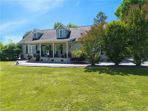 161 Hamlet Hills Dr, Reidsville, NC 27320