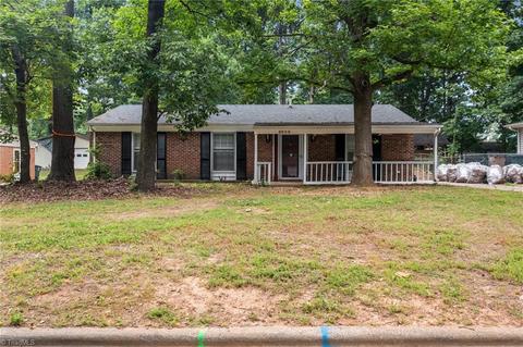 3626 Flint St, Greensboro, NC 27405