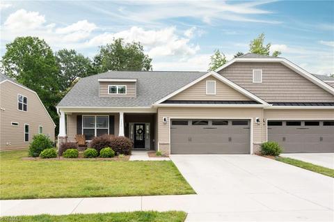 3404 Amber Meadows Rd, High Point, NC 27265 photo 1