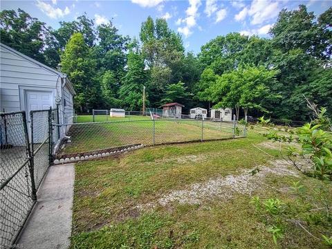 2004 Guyer St, High Point, NC 27265 photo 31