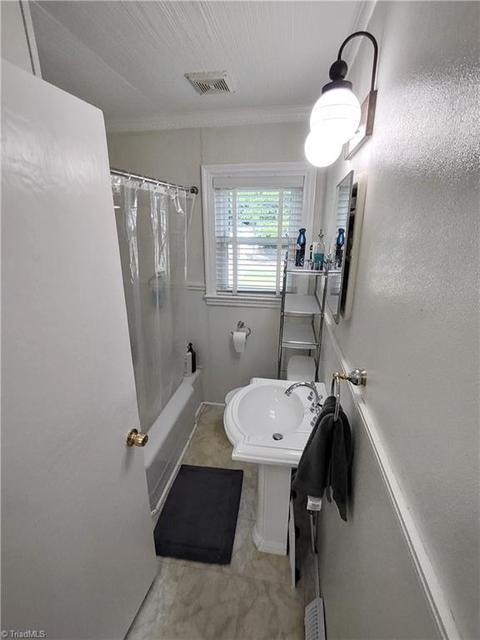 2004 Guyer St, High Point, NC 27265 photo 22