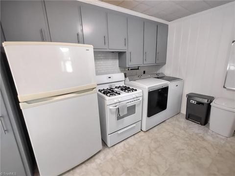 2004 Guyer St, High Point, NC 27265 photo 6