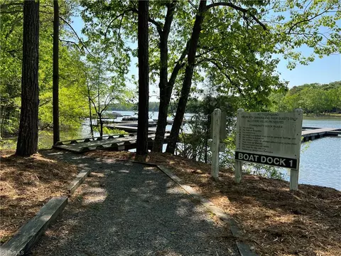 215 Mesa Dr, Denton, NC 27239 photo 28