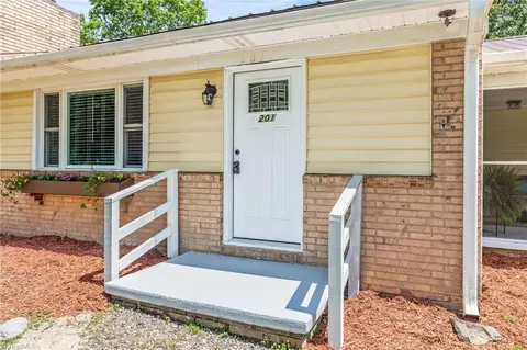 201 Bellevue Dr, High Point, NC 27265