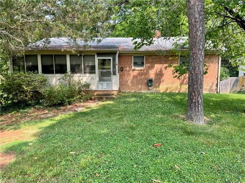 3523 Pine Valley Rd, High Point, NC 27265
