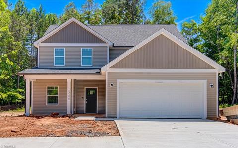 1548 S Peace Haven Rd, Clemmons, NC 27012