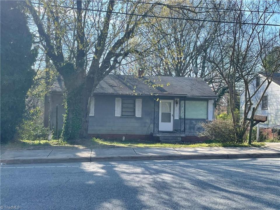 1014 Montlieu Ave, High Point, NC 27260 Movoto