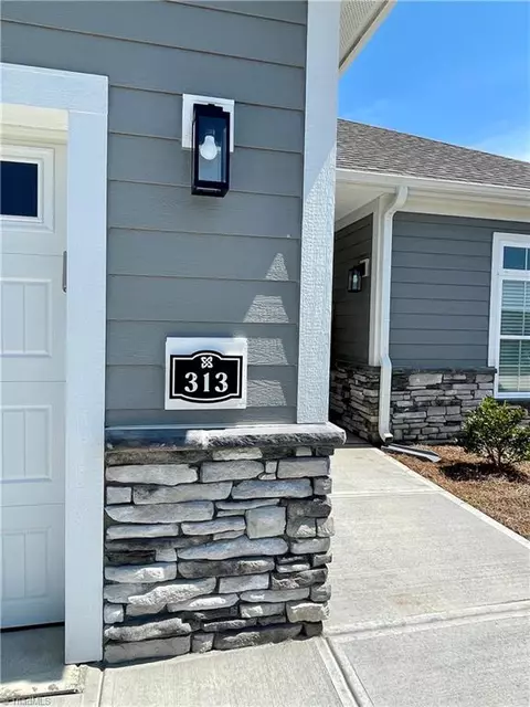 313 Mountain Maple Dr, King, NC 27021 photo 5