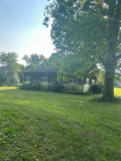1185 Candy Creek Rd, Reidsville, NC 27320