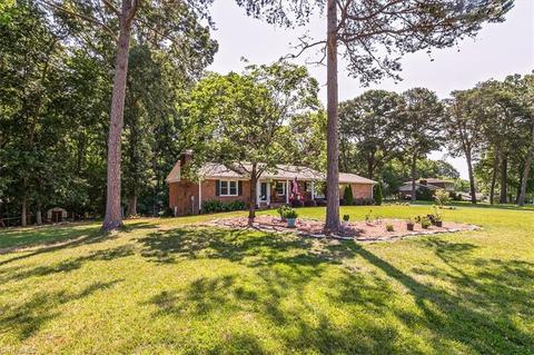 3416 Greenhill Dr, High Point, NC 27265