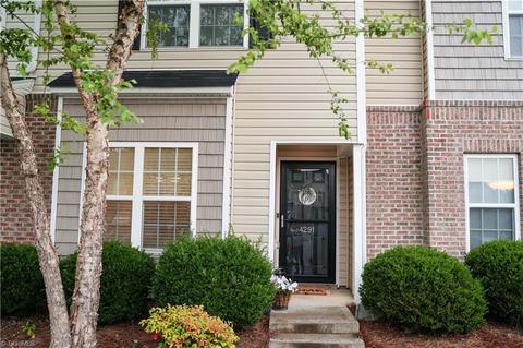 4291 Youngstown Dr, Greensboro, NC 27405