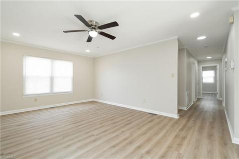 635 Paramount St, High Point, NC 27260 photo 12