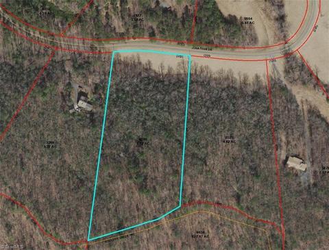 60 Jonathan Drive, Lowgap, NC 27024