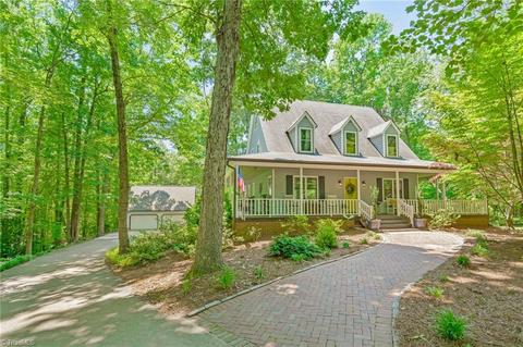 1268 Briarcliff Dr, Asheboro, NC 27205