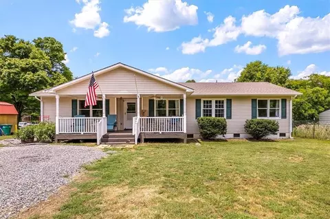 1454 Lincoln St, Eden, NC 27288