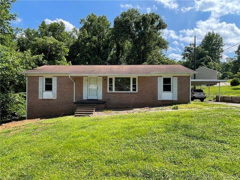 102 James St, Elkin, NC 28621