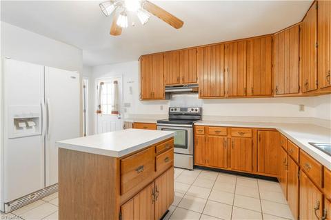 1130 Hawk Ridge Rd, King, NC 27021 photo 15