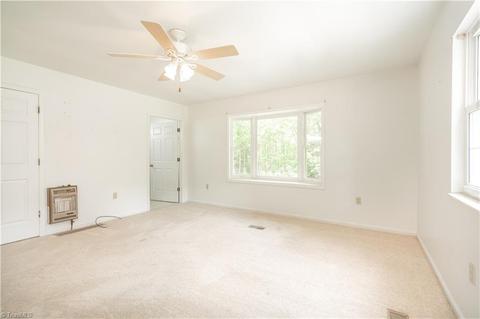 1130 Hawk Ridge Rd, King, NC 27021 photo 33