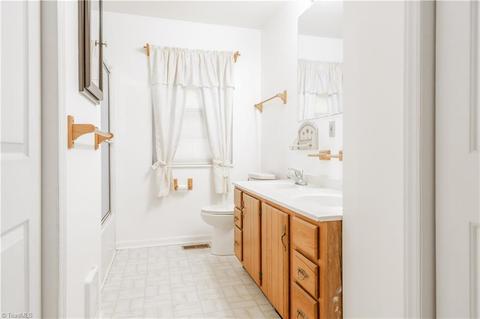1130 Hawk Ridge Rd, King, NC 27021 photo 25