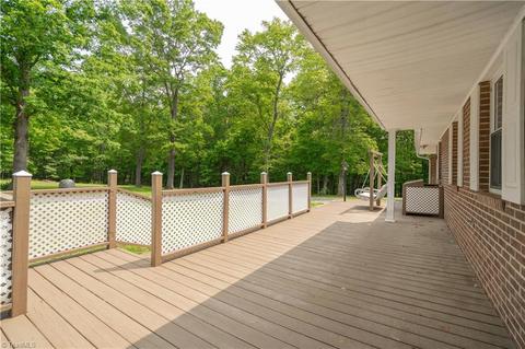 1130 Hawk Ridge Rd, King, NC 27021 photo 11