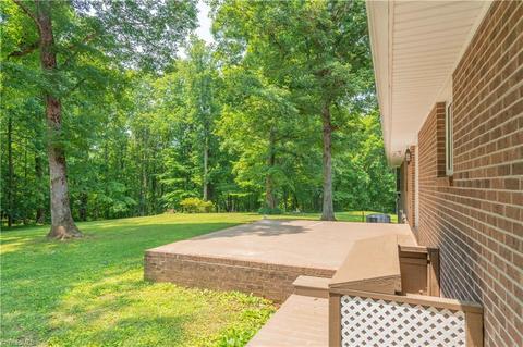 1130 Hawk Ridge Rd, King, NC 27021 photo 48
