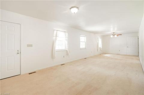 1130 Hawk Ridge Rd, King, NC 27021 photo 20