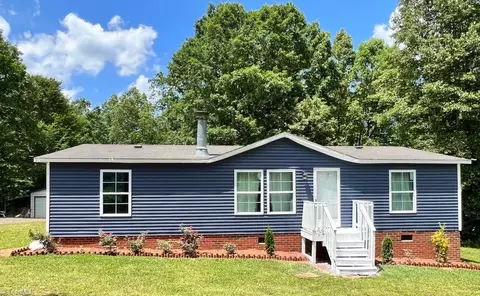 801 Brooks Rd, Reidsville, NC 27320
