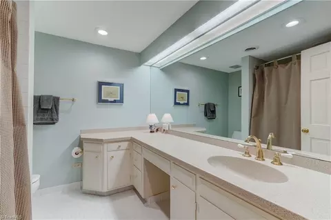 301 Cascade Dr #B2, High Point, NC 27265 photo 18