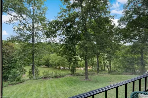301 Cascade Dr #B2, High Point, NC 27265 photo 23