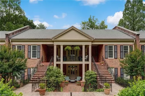 301 Cascade Dr #B2, High Point, NC 27265