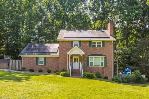 475 Farmstead Rd, Winston Salem, NC 27107
