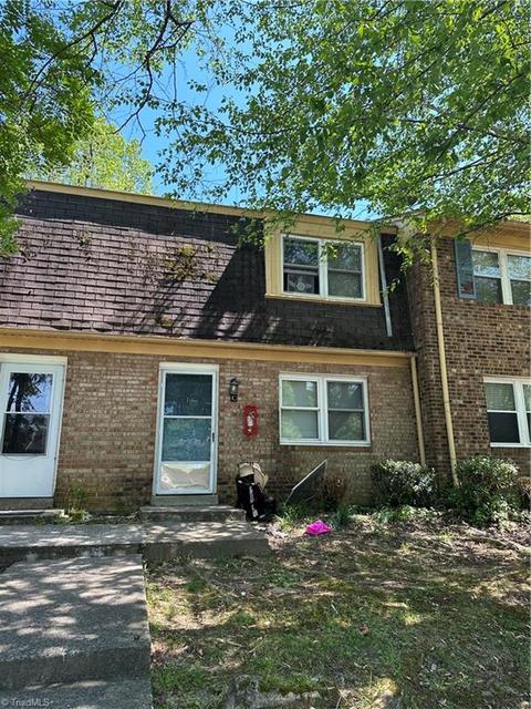 3909 Overland Hts #C, Greensboro, NC 27407