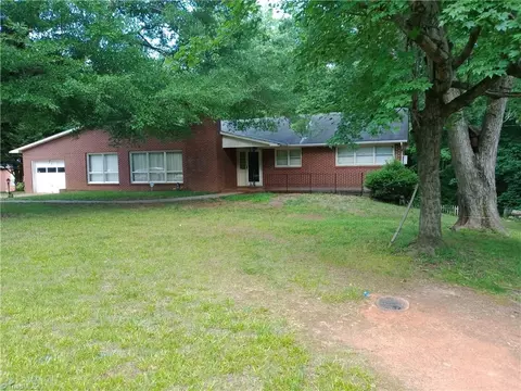 4526 Reidsville Rd, Winston Salem, NC 27101