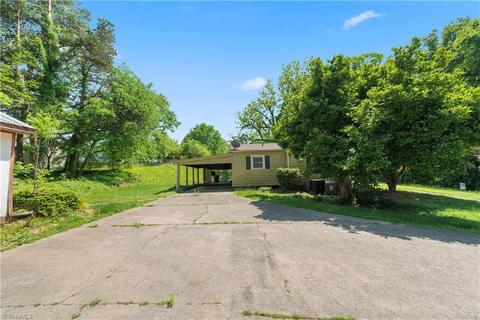 404 Harmon Dr, Eden, NC 27288 photo 11