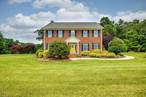 2110 Banner Whitehead Rd, Sophia, NC 27350