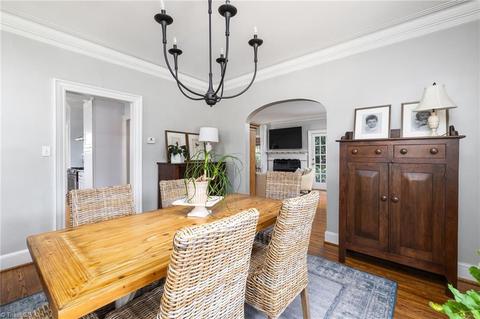 636 Colonial Dr, High Point, NC 27265 photo 15
